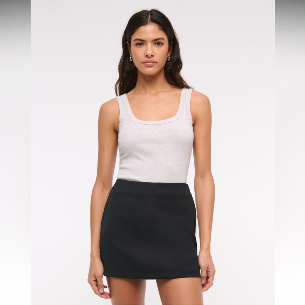 Abercrombie Scarlett Mini Skort Black